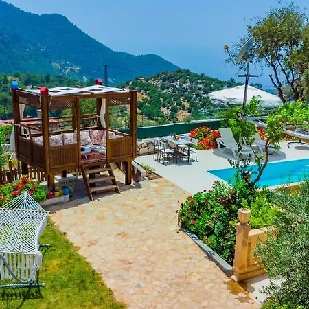 Villa Valley Deniz, Dag Manzarali Muestakil Kozagaci